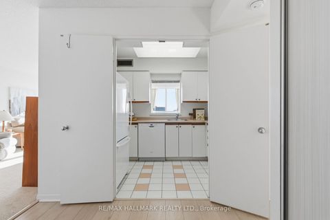 Photo 10 at 1801 - 21 Overlea Boulevard, Thorncliffe Park, Toronto