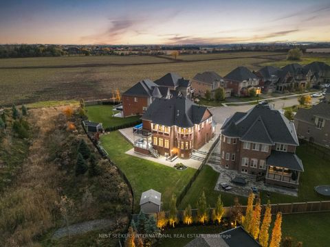 Photo 1 at 12 Albert Hill Court, Nobleton, King