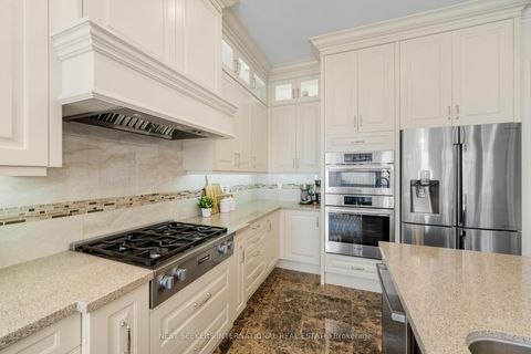 Photo 7 at 12 Albert Hill Court, Nobleton, King
