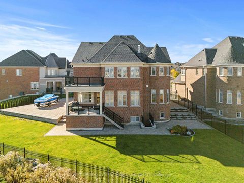 Photo 32 at 12 Albert Hill Court, Nobleton, King