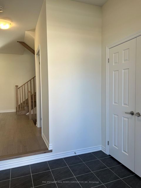 Photo 2 at 6 Forestlane Way, Port Perry, Scugog