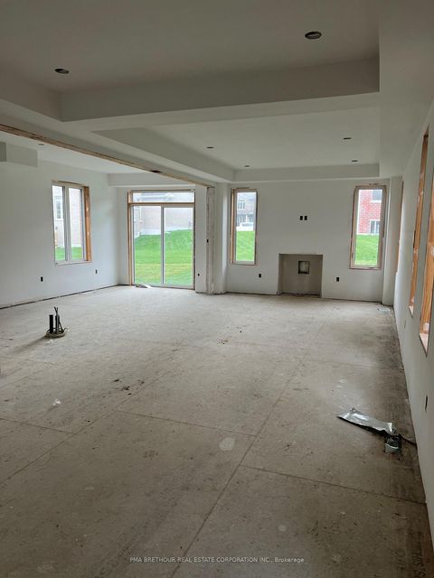 Photo 8 at 14 Forestlane Way, Port Perry, Scugog