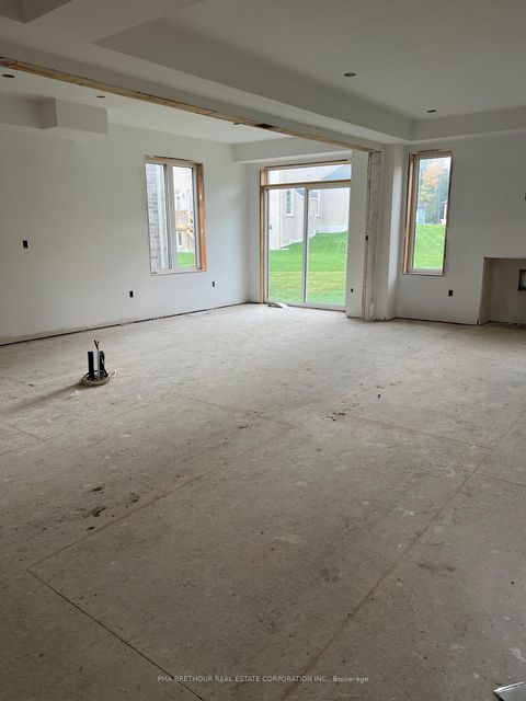 Photo 9 at 14 Forestlane Way, Port Perry, Scugog