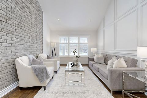 Photo 4 at 147 Mcmorran Crescent, Brownridge, Vaughan