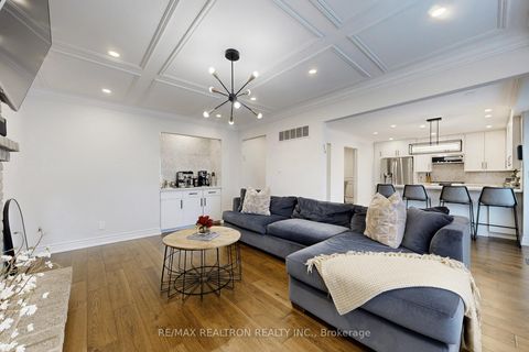 Photo 7 at 147 Mcmorran Crescent, Brownridge, Vaughan