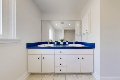 Photo 28 at 147 Mcmorran Crescent, Brownridge, Vaughan