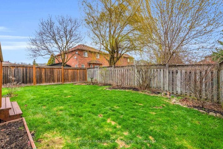 Photo 36 at 78 Harley Avenue, Georgetown, Halton Hills