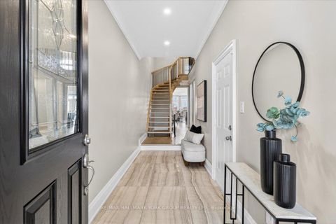 Photo 4 at 40 Alex Campbell Crescent W, King City, King