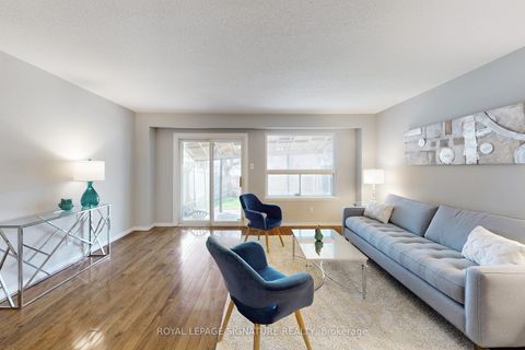 Photo 4 at 62 Valdor Drive, Agincourt North, Toronto
