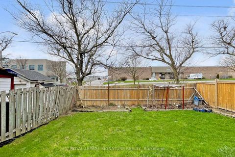 Photo 33 at 62 Valdor Drive, Agincourt North, Toronto