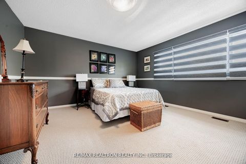 Photo 14 at 49 Janesville Road, Uplands, Vaughan