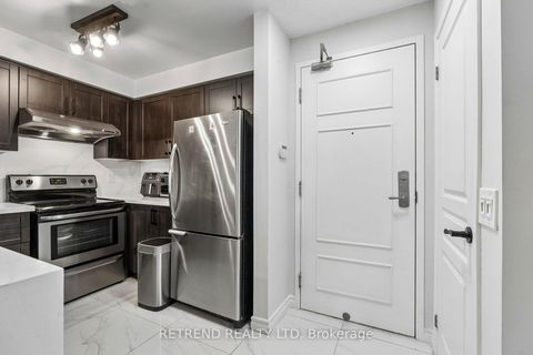 Photo 3 at 602 - 310 Red Maple Road, Langstaff, Richmond Hill