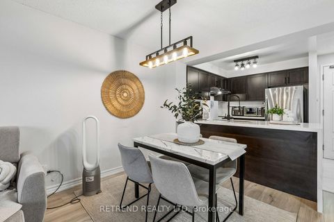 Photo 10 at 602 - 310 Red Maple Road, Langstaff, Richmond Hill