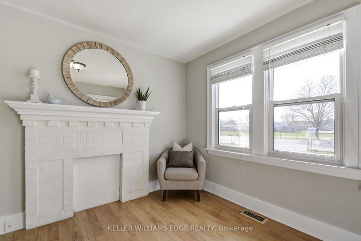 Photo 4 at 53 East 19th Street, Inch Park, Hamilton