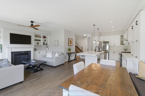 Photo 16 at 7 Gord Matthews Way, Uxbridge