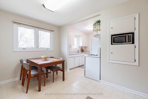 Photo 4 at 12 Marion Crescent, Wellington, Barrie