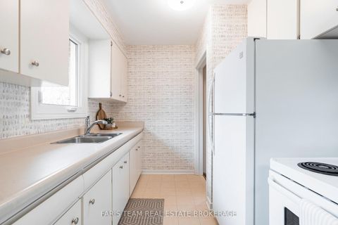 Photo 6 at 12 Marion Crescent, Wellington, Barrie