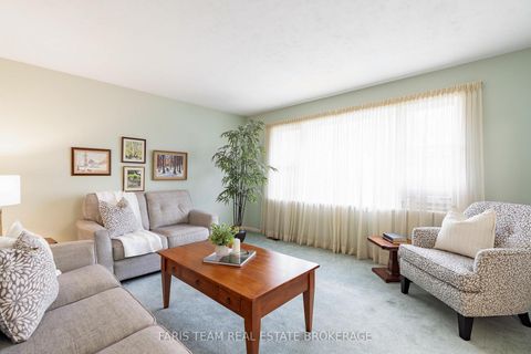 Photo 13 at 12 Marion Crescent, Wellington, Barrie