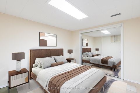 Photo 29 at 12 Marion Crescent, Wellington, Barrie