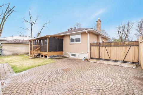 Photo 38 at 12 Marion Crescent, Wellington, Barrie