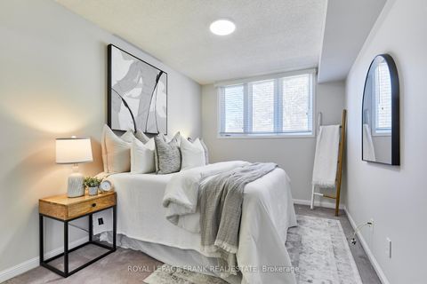 Photo 7 at 707 - 1400 The Esplanade N, Town Centre, Pickering