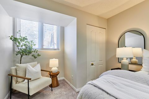 Photo 9 at 707 - 1400 The Esplanade N, Town Centre, Pickering