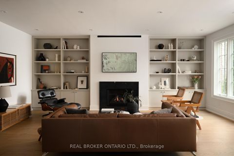 Photo 3 at 16 Glenshaw Crescent, Parkview, Toronto