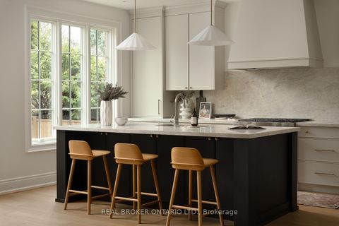 Photo 8 at 16 Glenshaw Crescent, Parkview, Toronto