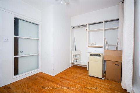 Photo 10 at 511 Queen Street E, Moss Park, Toronto