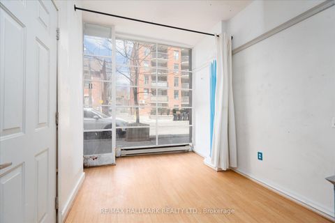 Photo 12 at 511 Queen Street E, Moss Park, Toronto