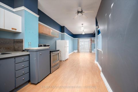 Photo 14 at 511 Queen Street E, Moss Park, Toronto