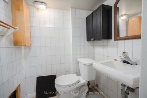 Photo 22 at 511 Queen Street E, Moss Park, Toronto