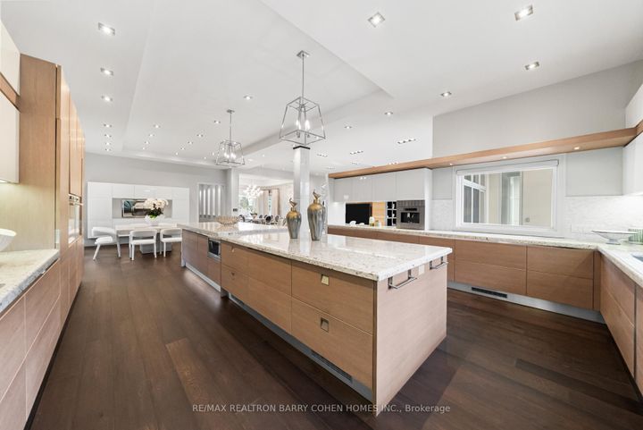 Photo 13 at 19 Maryvale Crescent, South Richvale, Richmond Hill