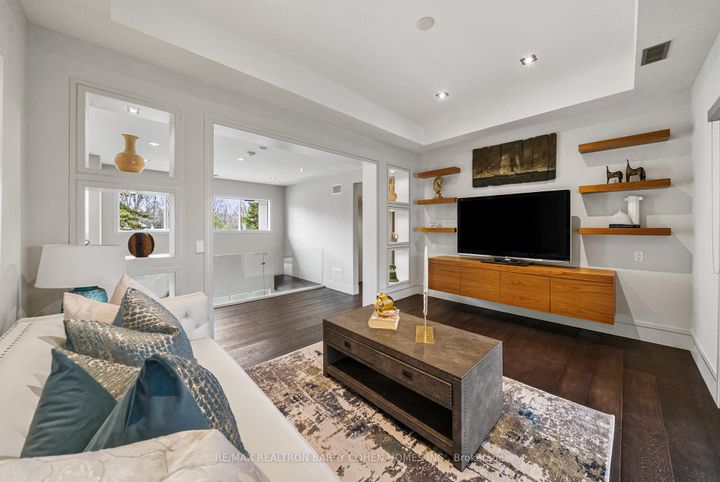 Photo 25 at 19 Maryvale Crescent, South Richvale, Richmond Hill