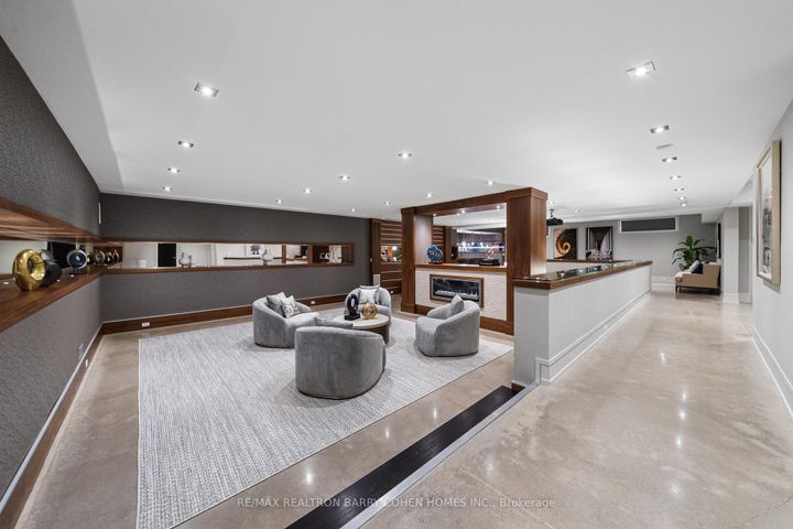 Photo 34 at 19 Maryvale Crescent, South Richvale, Richmond Hill