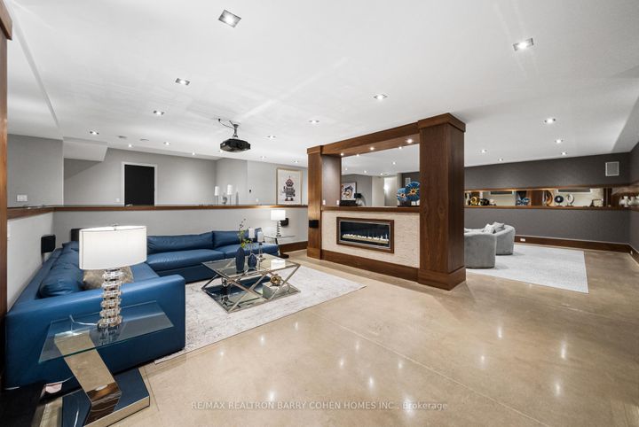 Photo 39 at 19 Maryvale Crescent, South Richvale, Richmond Hill