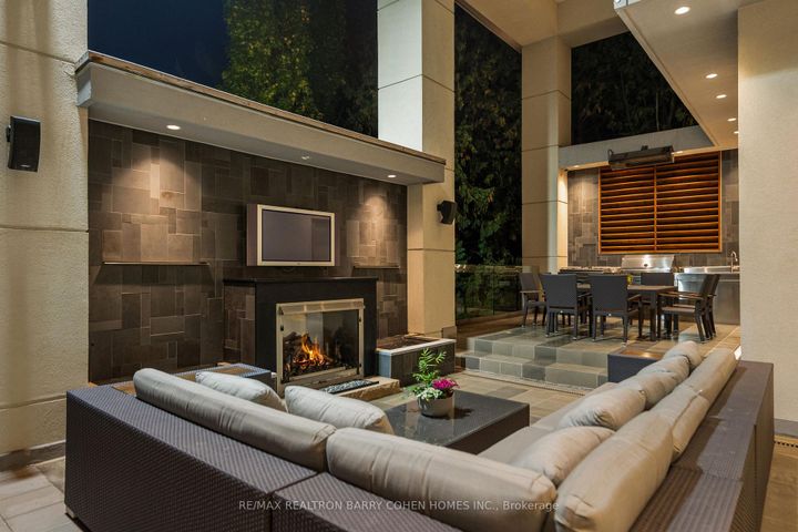 Photo 43 at 19 Maryvale Crescent, South Richvale, Richmond Hill