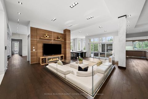 Photo 8 at 19 Maryvale Crescent, South Richvale, Richmond Hill