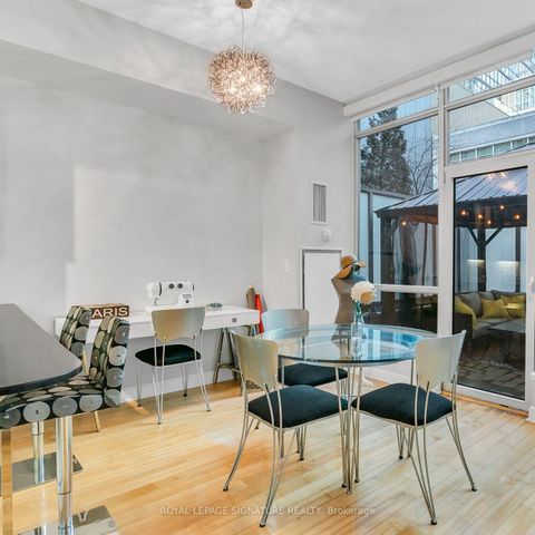 Photo 1 at G25 - 350 Wellington Street W, Waterfront Communities C1, Toronto