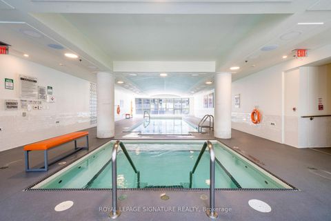 Photo 19 at G25 - 350 Wellington Street W, Waterfront Communities C1, Toronto