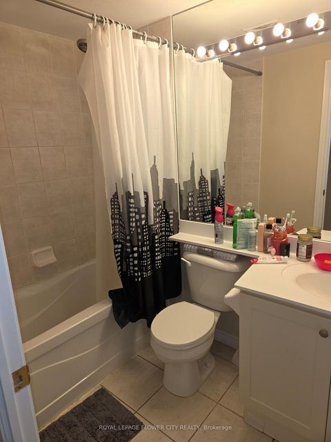 Photo 8 at 403 - 88 Promenade Circle, Brownridge, Vaughan