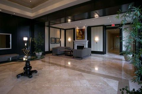 Photo 13 at 403 - 88 Promenade Circle, Brownridge, Vaughan