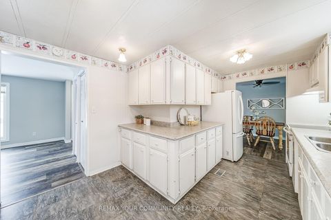 Photo 19 at 20 Geneva Court, Sutton & Jackson's Point, Georgina