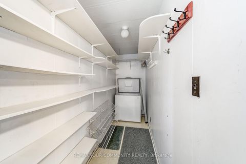 Photo 21 at 20 Geneva Court, Sutton & Jackson's Point, Georgina