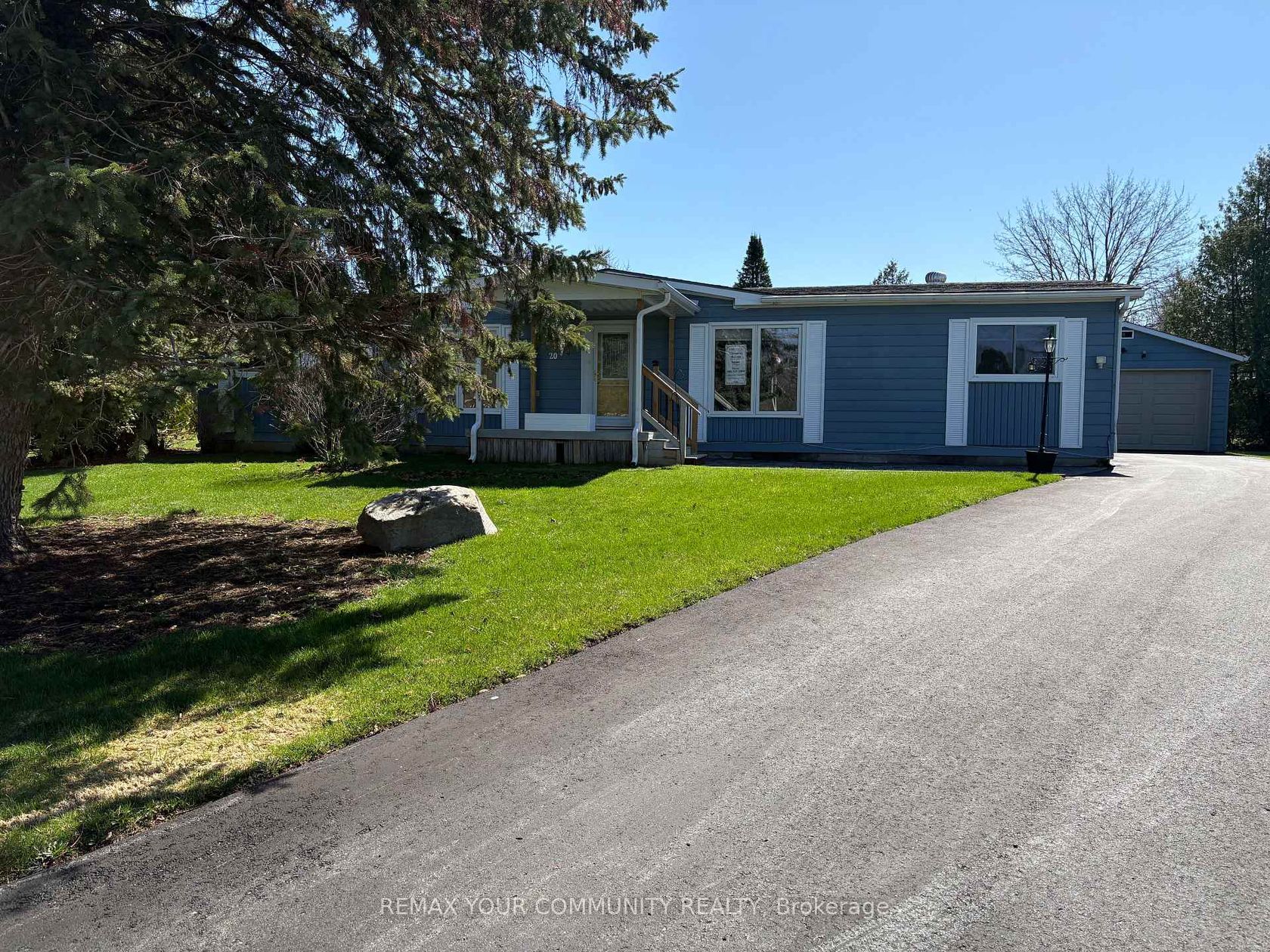 20 Geneva Court, Sutton & Jackson