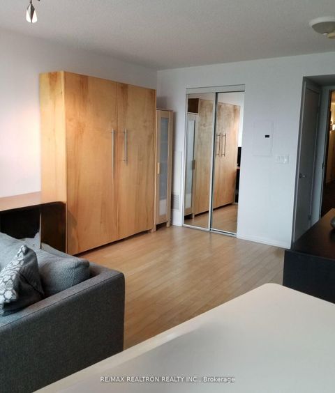 Photo 13 at 1410 - 231 Fort York Boulevard, Niagara, Toronto