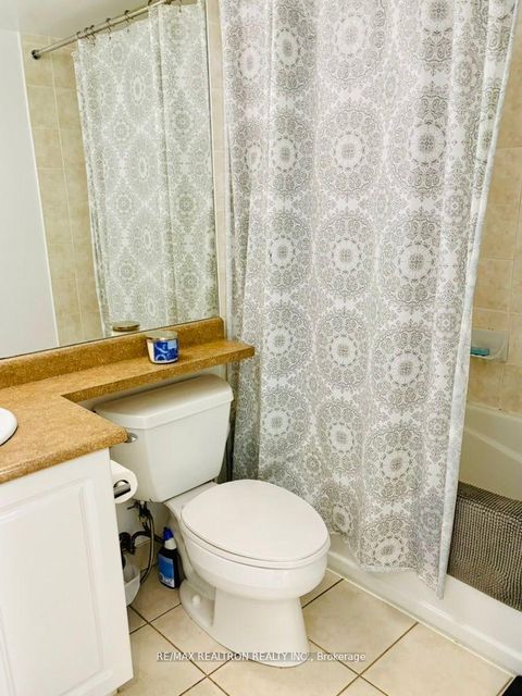 Photo 14 at 1410 - 231 Fort York Boulevard, Niagara, Toronto