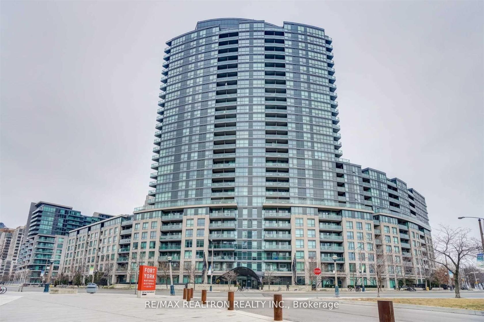 1410 - 231 Fort York Boulevard, Niagara, Toronto photo number 2