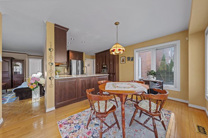 Photo 18 at 2133 Grand Boulevard, JC Joshua Creek, Oakville