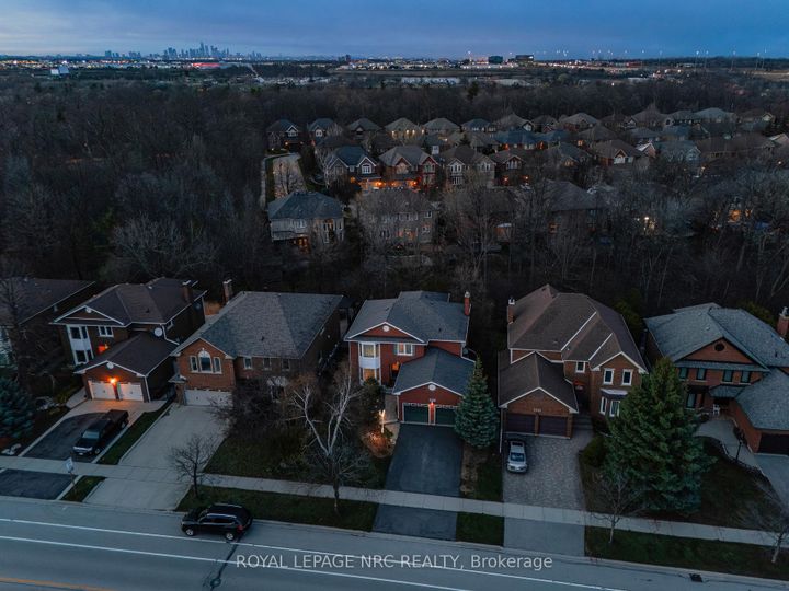 Photo 49 at 2133 Grand Boulevard, JC Joshua Creek, Oakville